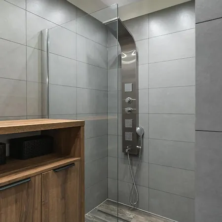 Mountain Montes Szymoszkowa Apartment Kościelisko