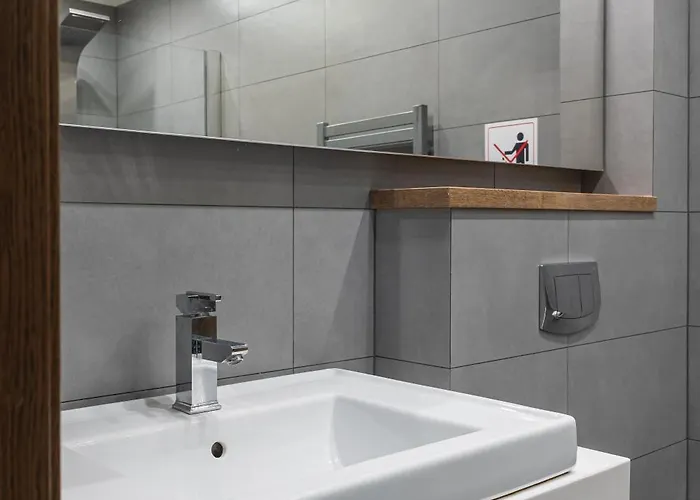 Montes Szymoszkowa *